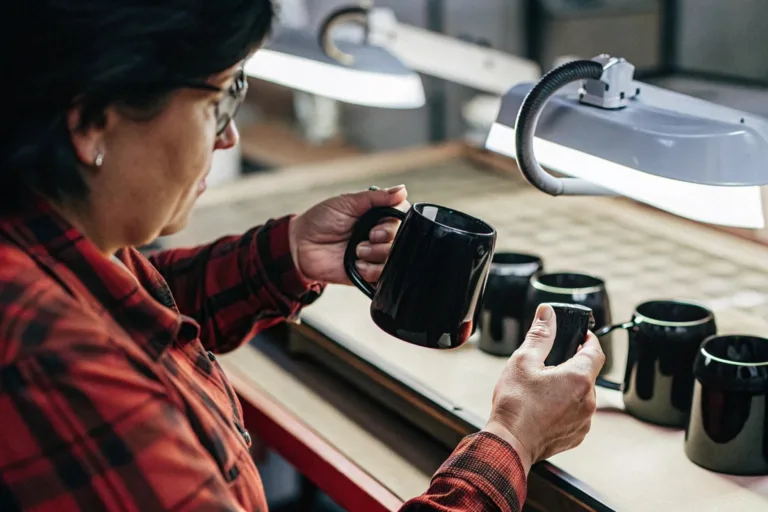 How to Evaluate Enamel Durability When Sourcing Custom Enamel Mugs?